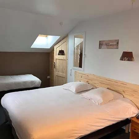 Logis Du Puy Ferrand 3*