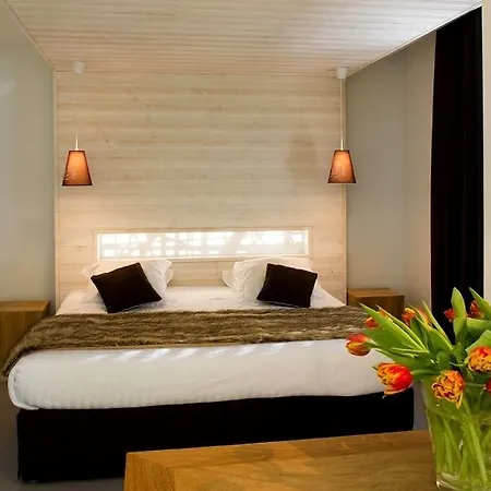 Logis Du Puy Ferrand Hotel